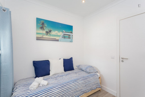 Nice and comfy single bedroom in Costa da Caparica - Gallery - 29