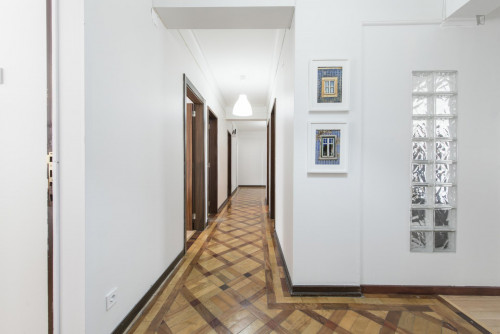 Restful double bedroom in Saldanha - Gallery - 12