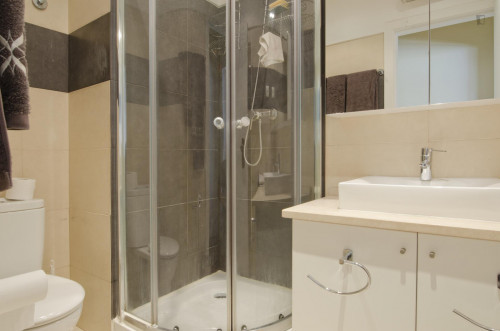 Great single bedroom in Olaias - Gallery - 6