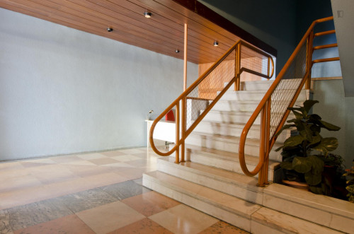 Great single bedroom in Olaias - Gallery - 5