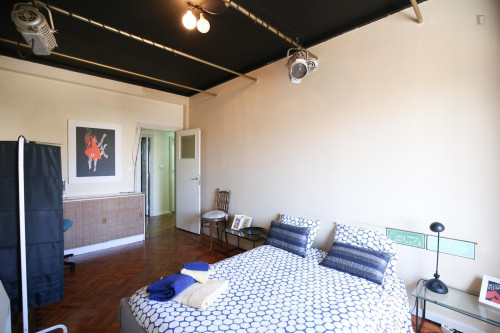 Homely bedroom in Anjos/Graça  - Gallery -  2