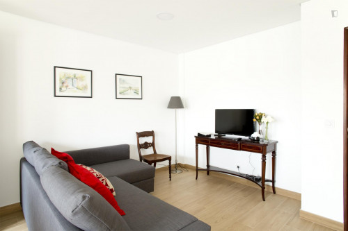 Modern 1-bedroom flat in Lumiar, near Instituto Superior de Educação e Ciências - Gallery - 4