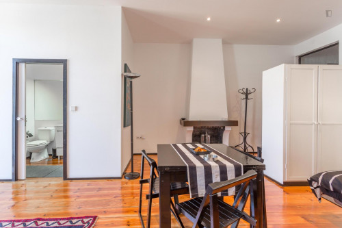 Fresh and ample studio near the Lapa metro, in Cedofeita - Gallery - 17