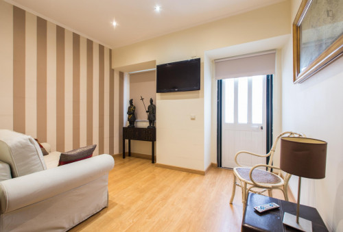  Amazing 1-Bedroom Apartment In Príncipe Real With Garden  -  Amazing 1-bedroom apartment in Príncipe Real with garden  - Gallery -  2