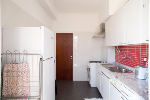 Quality 2-bedroom with GARAGE - Gallery - 11