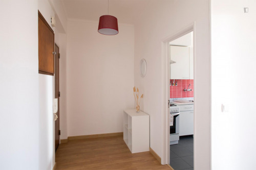 Quality 2-bedroom with GARAGE - Gallery - 3