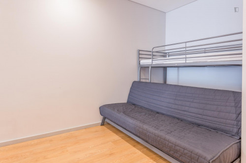 Cosy apartment next to Escola Superior de Música, Artes e Espectáculo - Gallery - 27