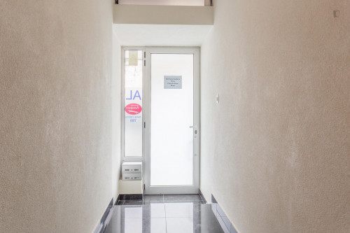 Cosy apartment next to Escola Superior de Música, Artes e Espectáculo - Gallery - 5
