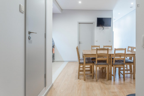 Cosy apartment next to Escola Superior de Música, Artes e Espectáculo - Gallery - 24