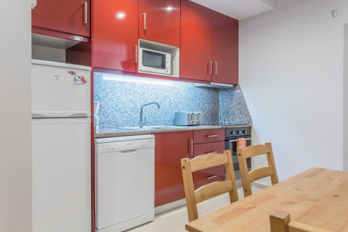 Cosy apartment next to Escola Superior de Música, Artes e Espectáculo - Gallery - 30