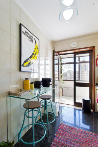 Two Bedroom Oporto Central Flat Parking