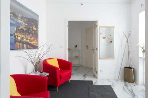 Cute single ensuite bedroom in a student Residence close to Polo Universitário Porto - Gallery - 13
