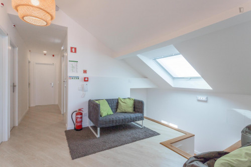 Cute single ensuite bedroom in a student Residence close to Polo Universitário Porto - Gallery - 42