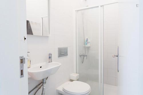 Cute single ensuite bedroom in a student Residence close to Polo Universitário Porto - Gallery - 37