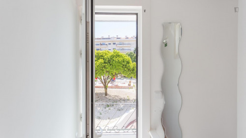 Cute single ensuite bedroom in a student Residence close to Polo Universitário Porto - Gallery - 17