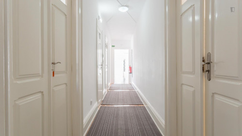 Cute single ensuite bedroom in a student Residence close to Polo Universitário Porto - Gallery - 5