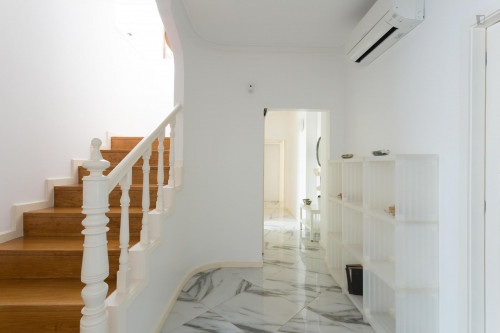 Elegant double bedroom near Porto's Universidade Lusíada