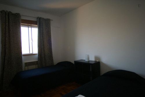 Nice and comfy twin bedroom in Santo Ildefonso  - Gallery -  1