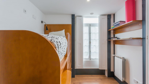 Very nice single bedroom in a 9-bedroom apartment near Universidade Fernando Pessoa  - Gallery -  1