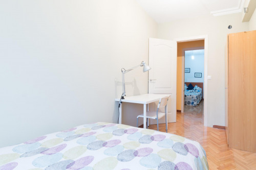 Very nice double bedroom in a 6-bedroom flat, in Alcala de Henares  - Gallery -  3