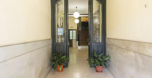 Very neat double bedroom in Lavapiés-Embajadores - Gallery - 3
