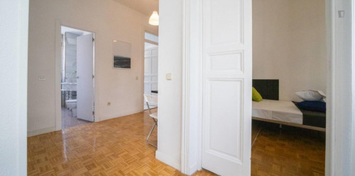 Welcoming double bedroom in Chueca-Justicia - Gallery - 7