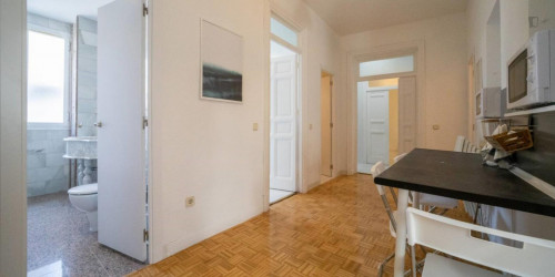 Welcoming double bedroom in Chueca-Justicia - Gallery - 12