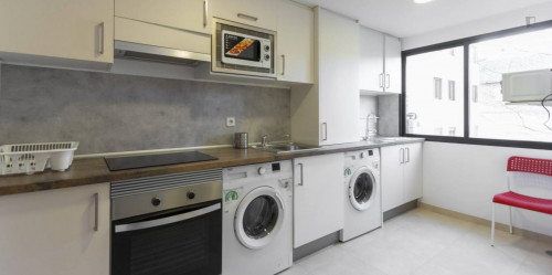 Stylish single bedroom close to Avenida de la Paz Metro - Gallery - 24