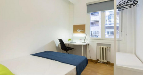 Pleasant single bedroom near the Plaza de Castilla metro - Gallery - 26