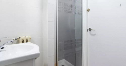 Elegant single bedroom near the Chamartín train station - Gallery - 9