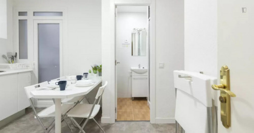 Elegant single bedroom near the Chamartín train station - Gallery - 24