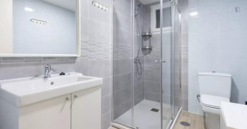 Elegant single bedroom near the Chamartín train station - Gallery - 14
