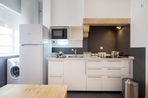Student-friendly apartment close to Alameda Metro Station - Gallery - 17