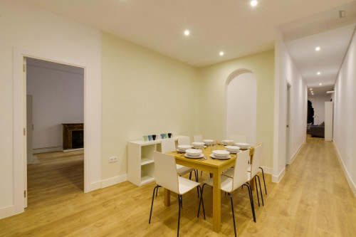 Inviting Double Bedroom next to Retiro Metro - Gallery - 12