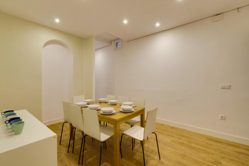 Inviting Double Bedroom next to Retiro Metro - Gallery - 13