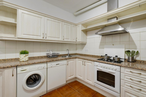 Inviting Double Bedroom next to Retiro Metro - Gallery - 8