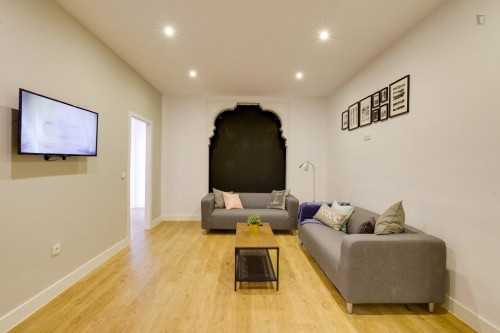 Inviting Double Bedroom next to Retiro Metro - Gallery - 22