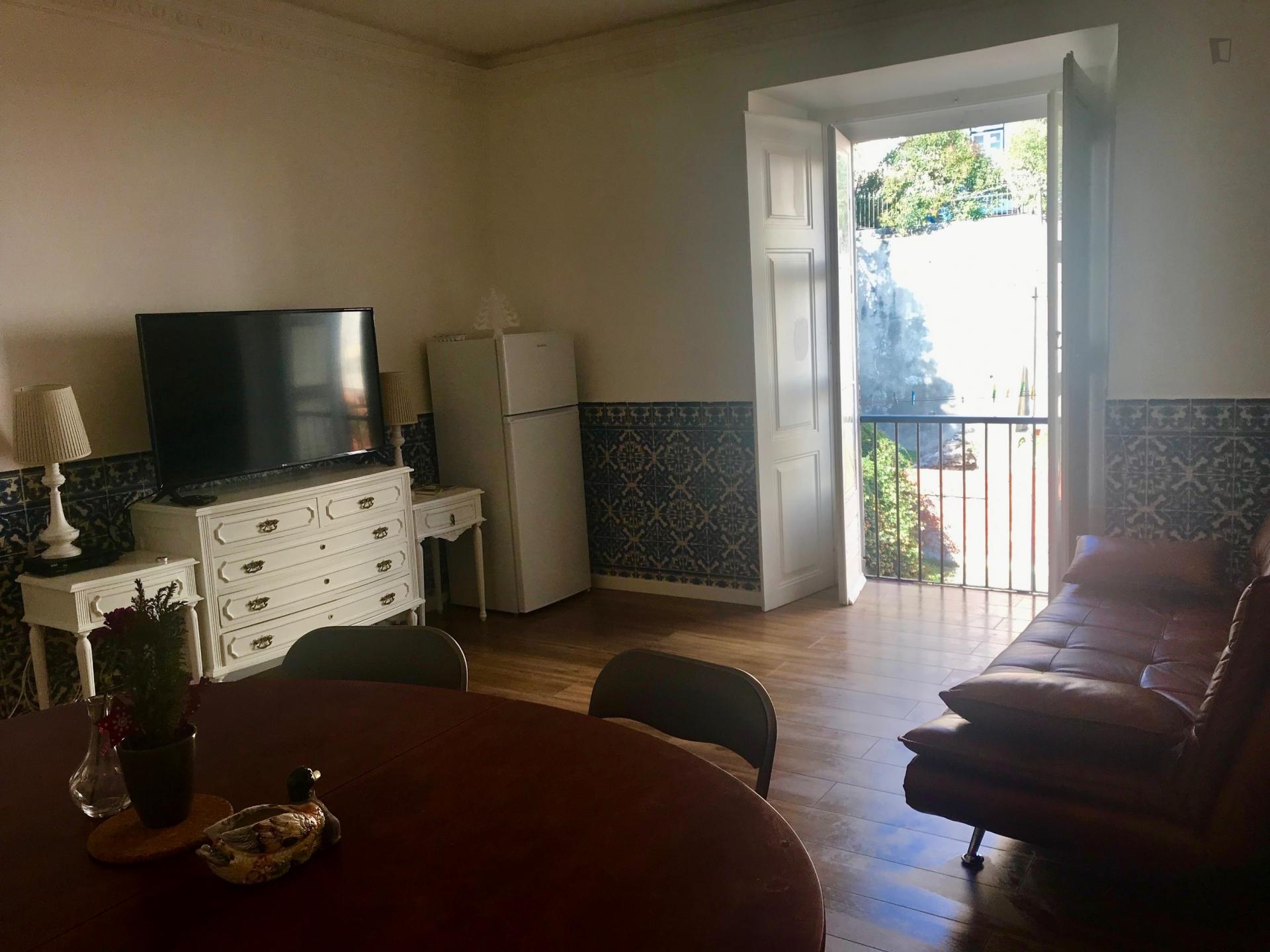 Welcoming double bedroom in Santos