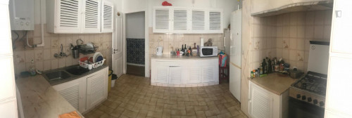 Welcoming double bedroom in Santos  - Gallery -  3