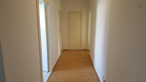 Amazing bedroom in a 3-bedroom flat in Moabit - Gallery - 16