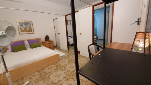 Double bedroom near Drassanes metro station