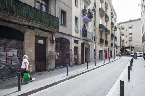 Very cool double bedroom in El Raval - Gallery - 2