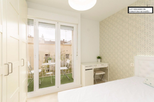 One-bedroom apartment near the Metro station Avenida de America