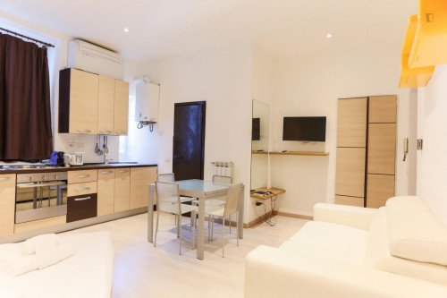 Cool studio in Navigli closo to NABA, IULM - Gallery - 13
