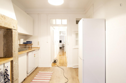 Cosy double bedroom in Bairro Alto, near Principe Real - Gallery - 8