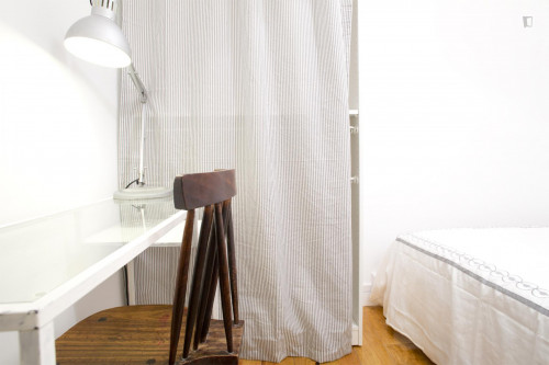 Cosy Double Bedroom In Bairro Alto, Near Principe Real - 2