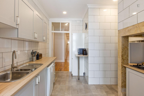 Welcoming Single Bedroom, With Balcony, by Alameda - Gallery - 20