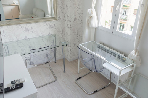 Delightful 1-bedroom flat in Prosperidad - Gallery - 9