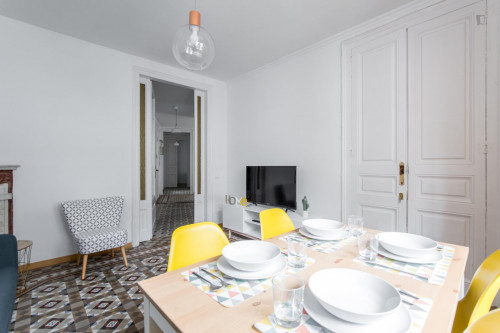 Great double bedroom close to Universitat de Barcelona