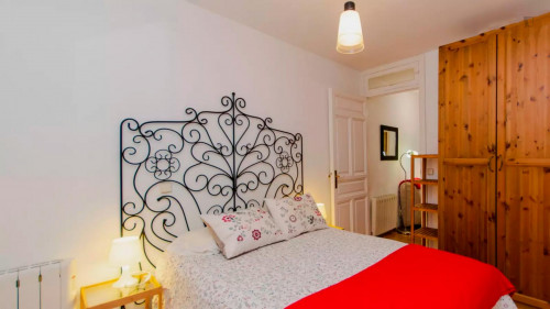 Well-decorated 1-bedroom apartment in a historic block of Trafalgar - Gallery - 15
